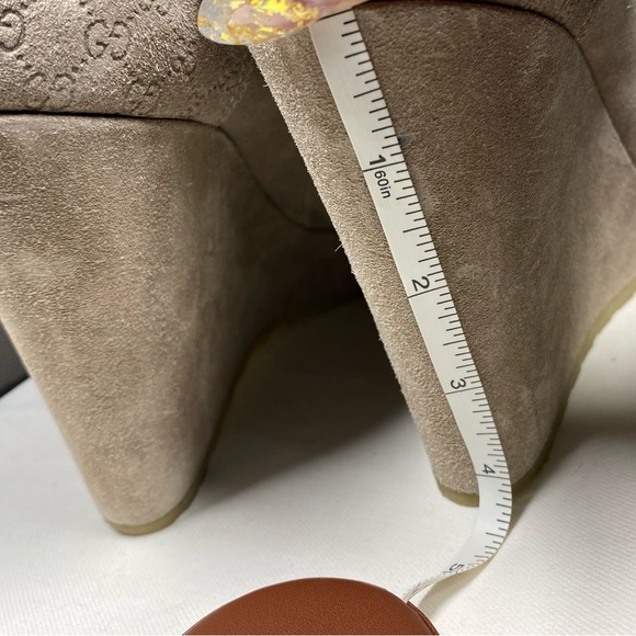 Gucci suede boots - Picture 15 of 16